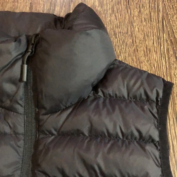 McKinley Warella Puffer Vest - Picture 9 of 16